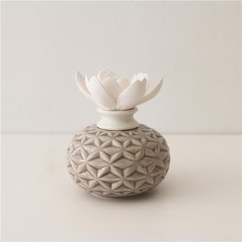 Ceramic Flower Aromatherapy Diffuser