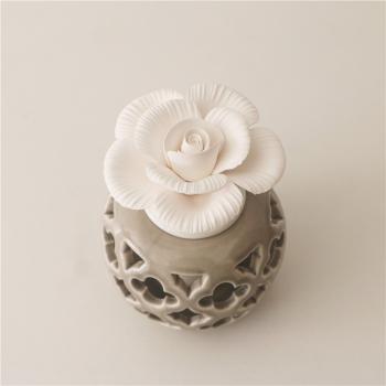 Aromatherapy Essential Oil Diffuser with Decorative Porcelain Flower